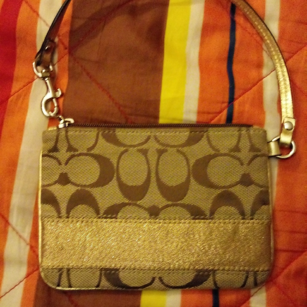 Sm wristlet